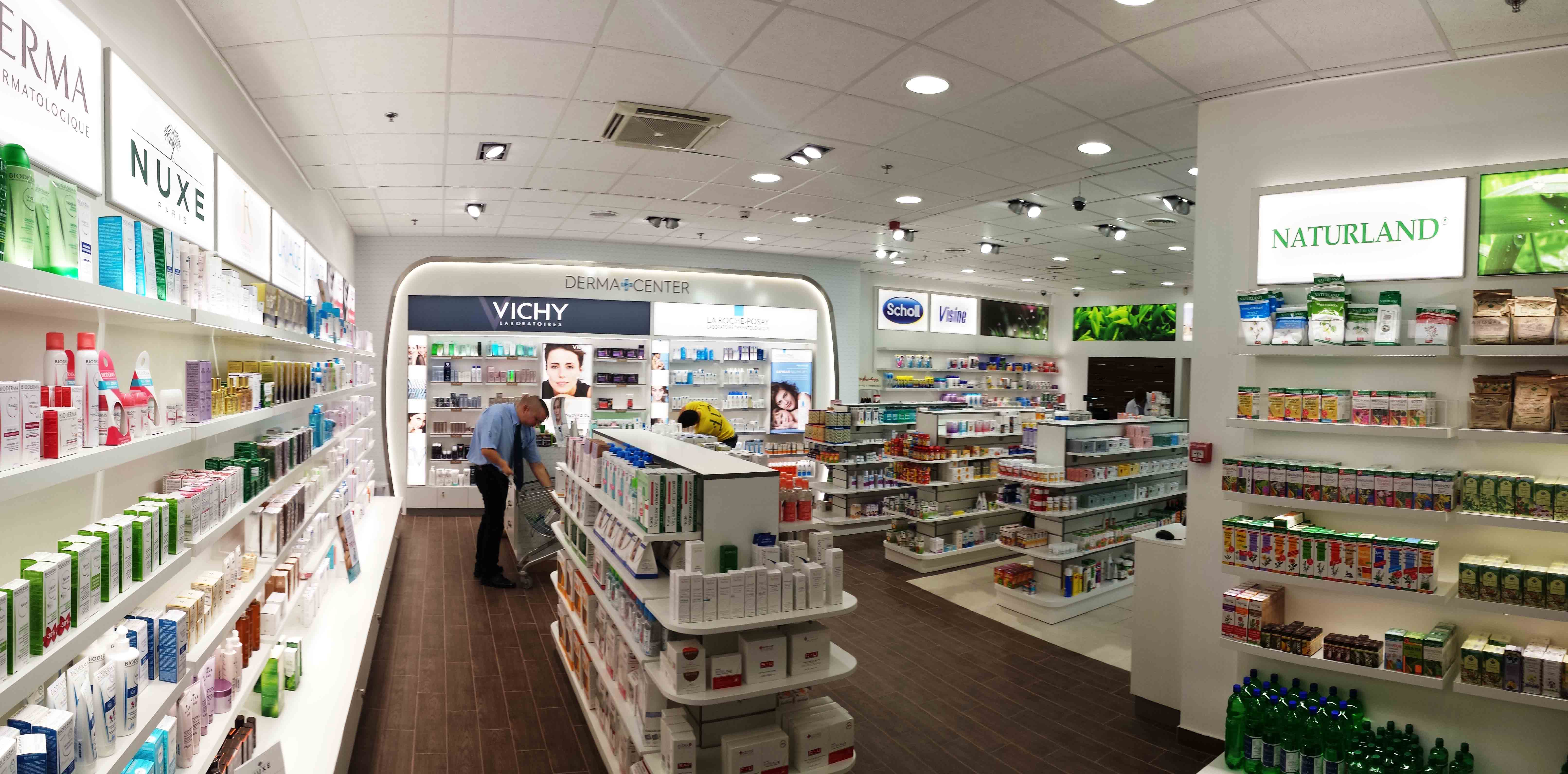 A 21st century pharmacy A 21st century pharmacy