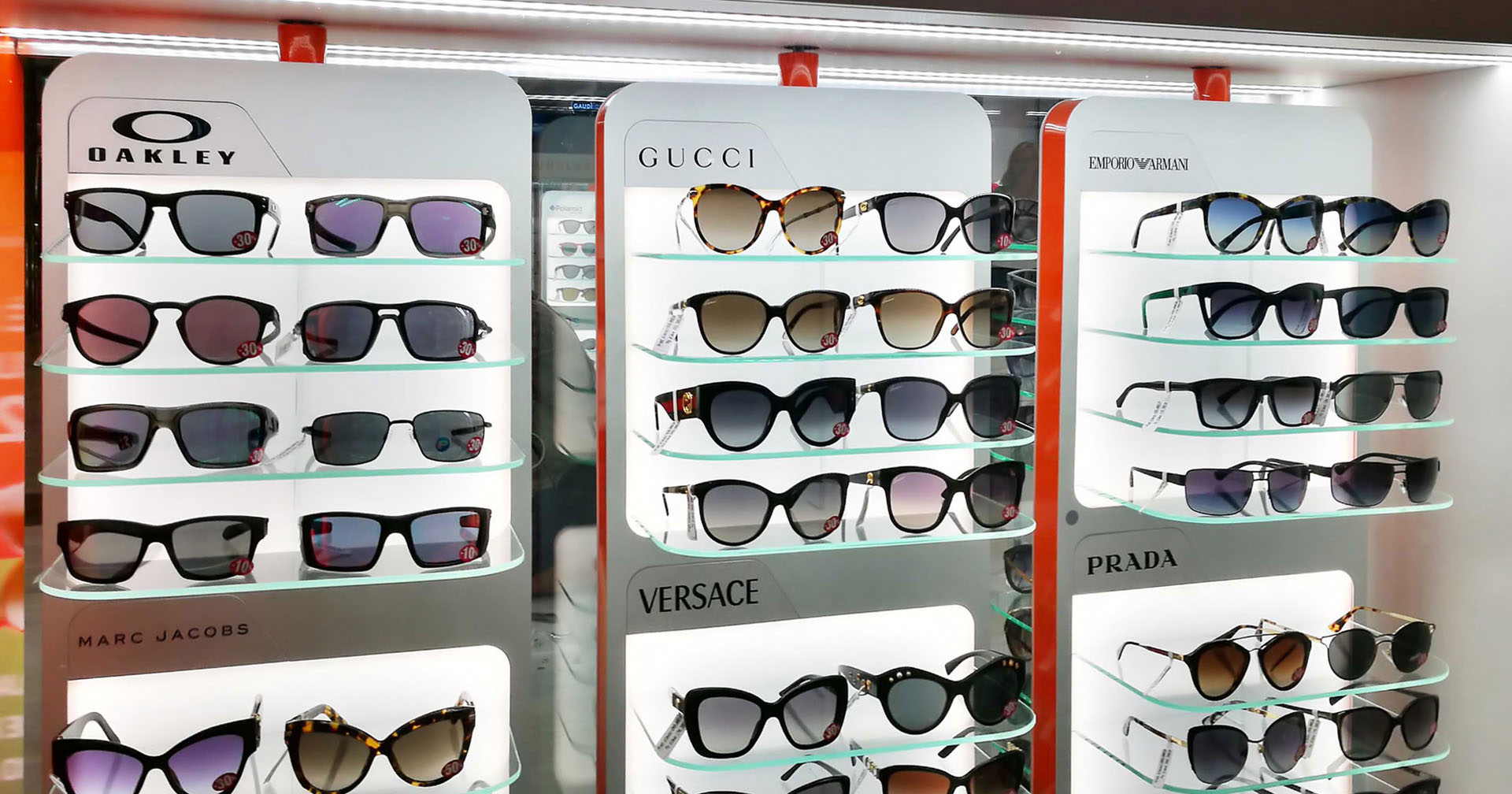 Sunglass experts Sunglass experts